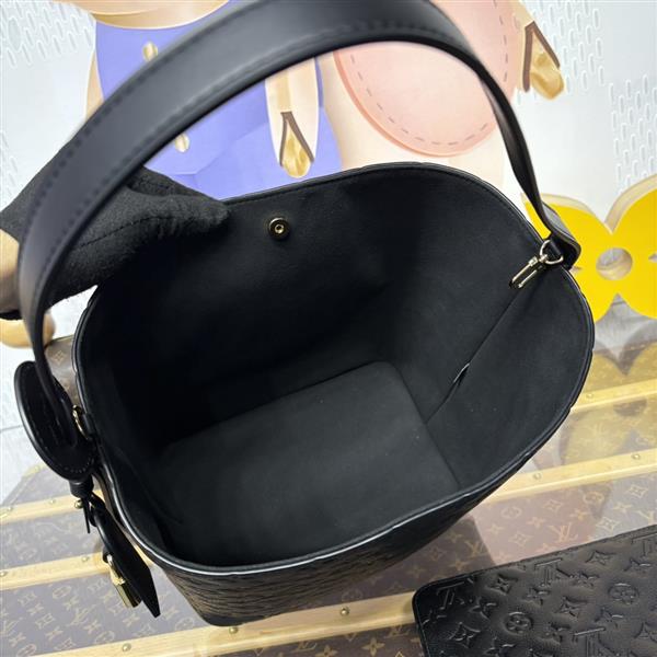 2026120182255763 130